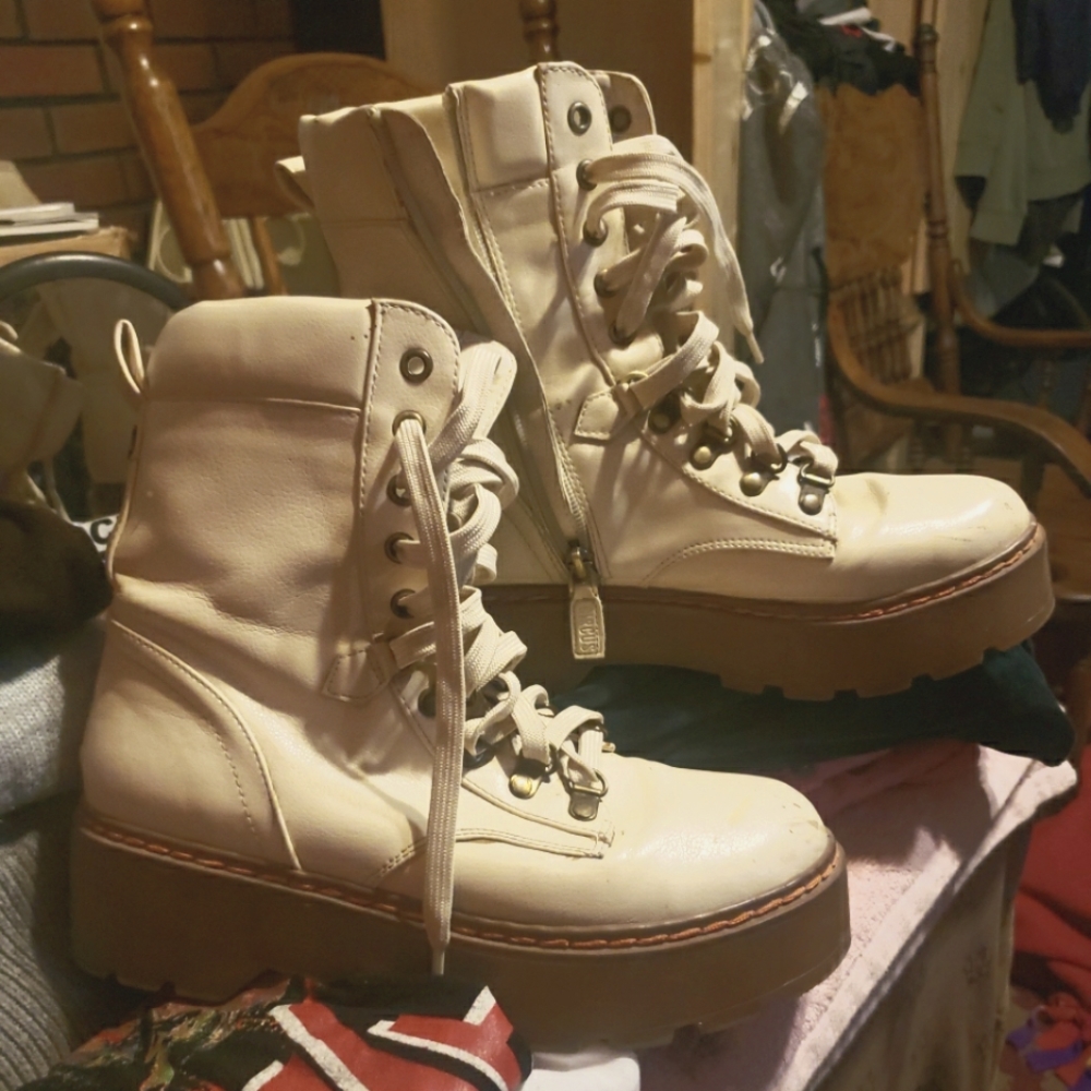 Cream Colored Circus by Sam Edelman Lace up Boots